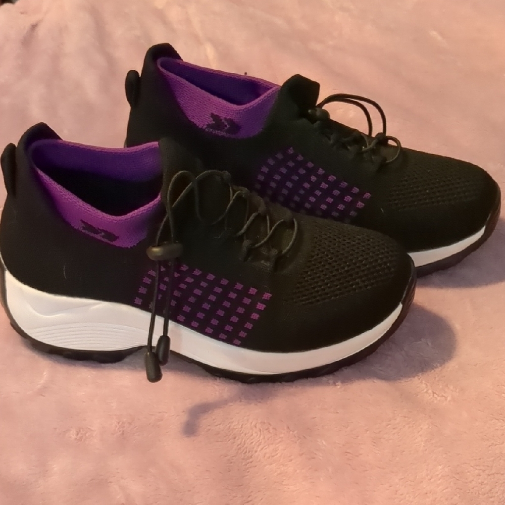 Black and Purple Women's Orthopedic Sneakers
